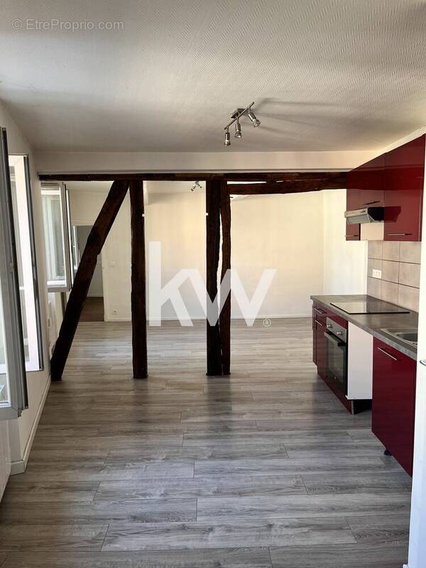 Appartement à SAINT-SULPICE