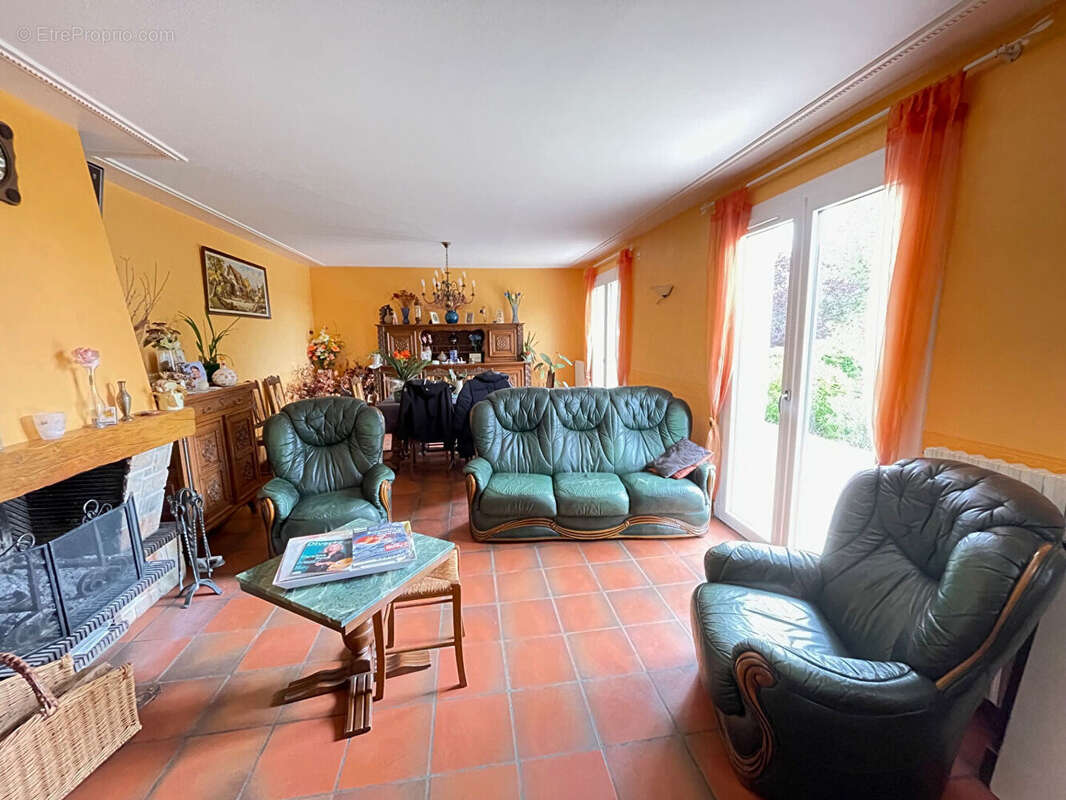 Maison à JARDRES