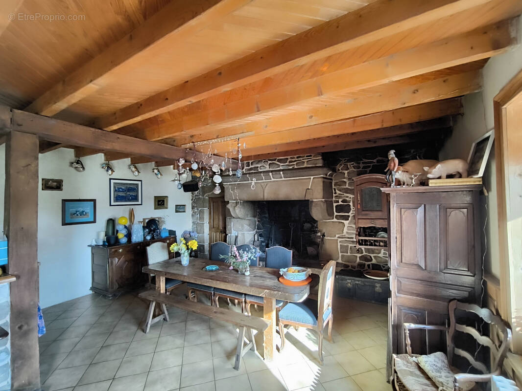 Maison à DOL-DE-BRETAGNE