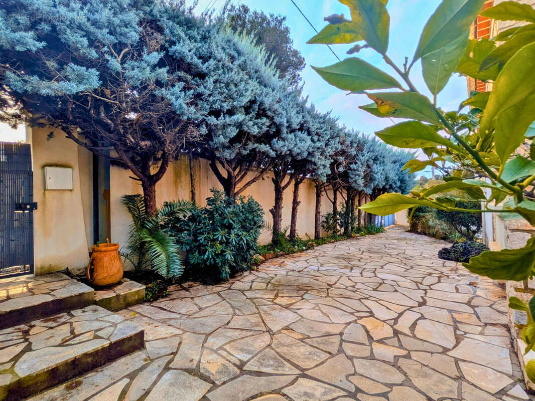 Maison à LA GARDE