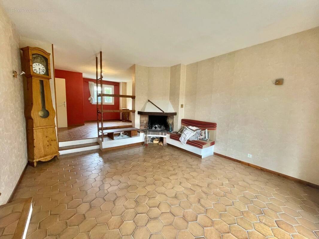 Maison à VENELLES