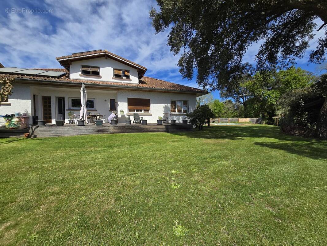 Maison à MOLIETS-ET-MAA