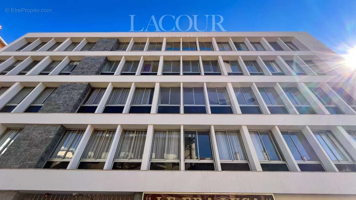 Commerce à CANNES