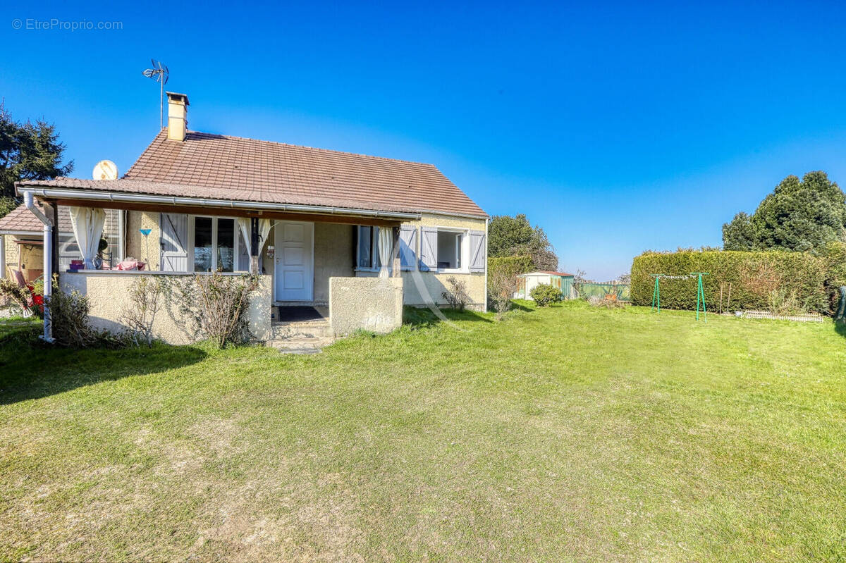 Maison à LES THILLIERS-EN-VEXIN