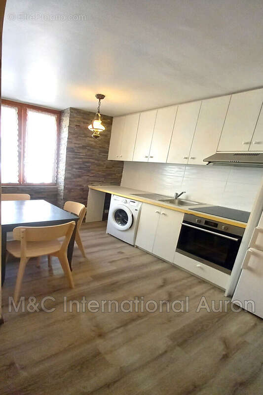Appartement à SAINT-ETIENNE-DE-TINEE