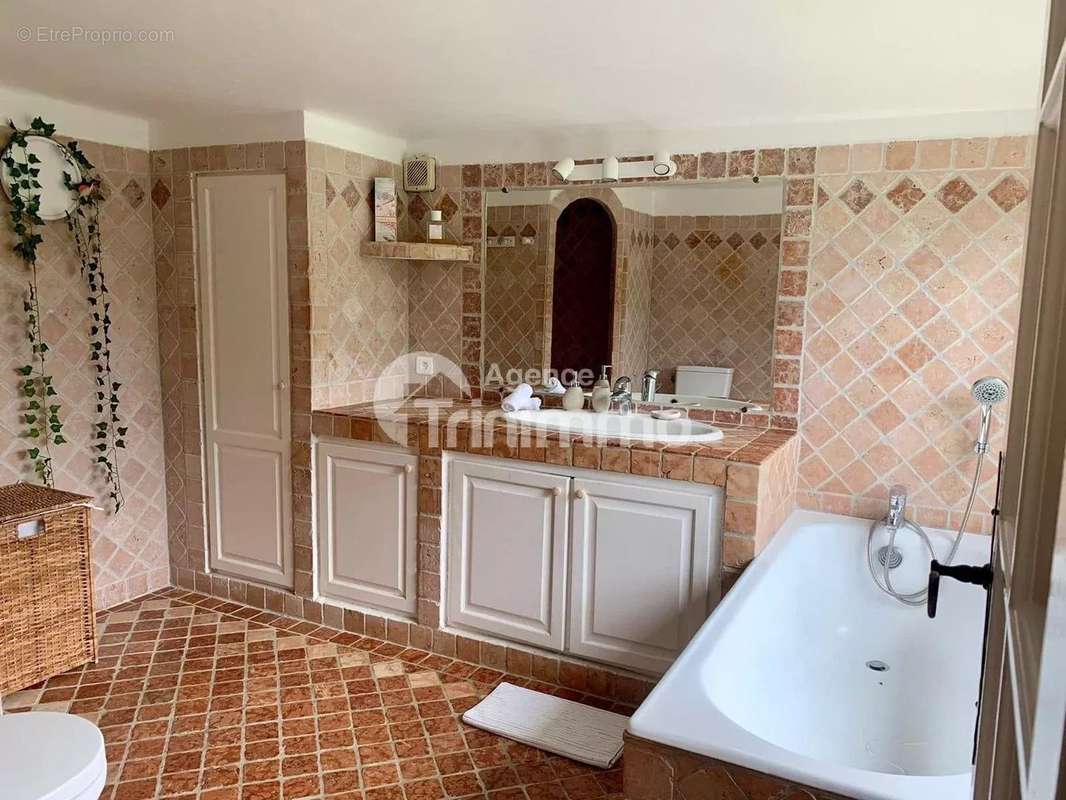 Maison à LA CROIX-VALMER