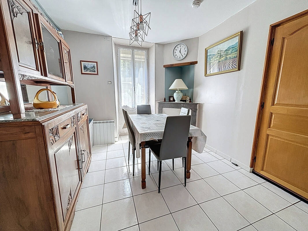 Appartement à ROGNAC