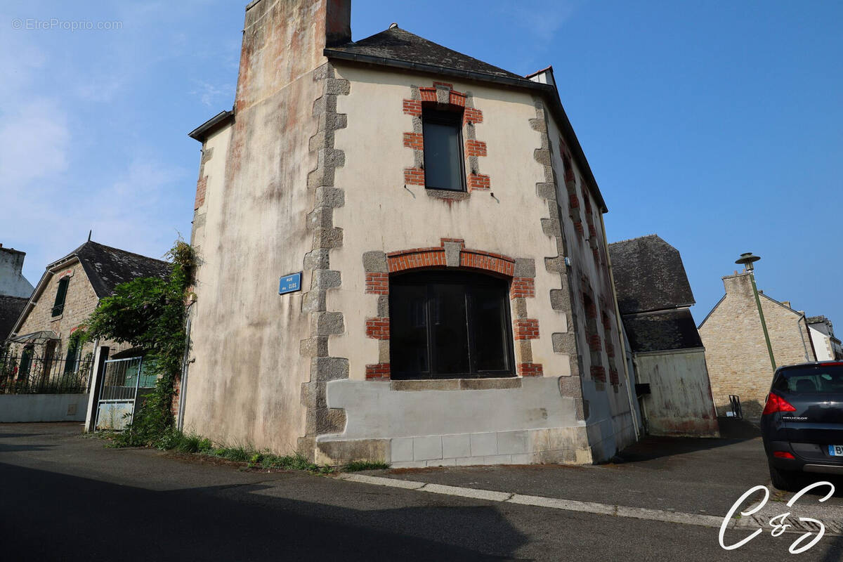 Maison à LOCTUDY