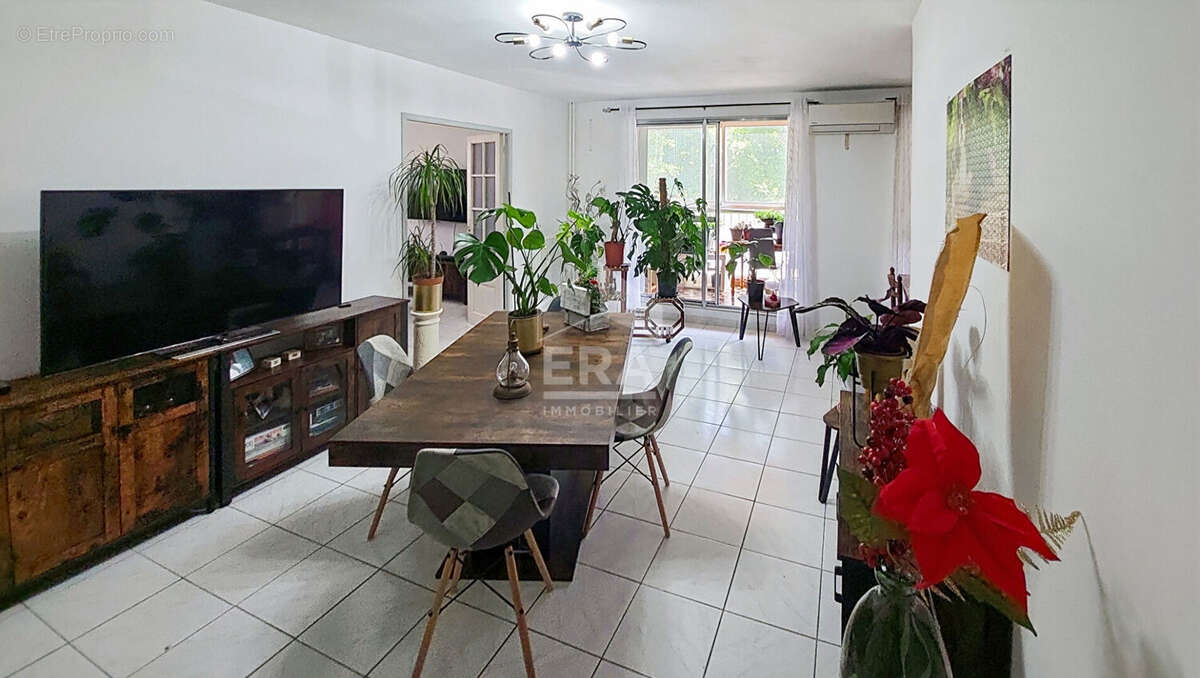 Appartement à VITROLLES
