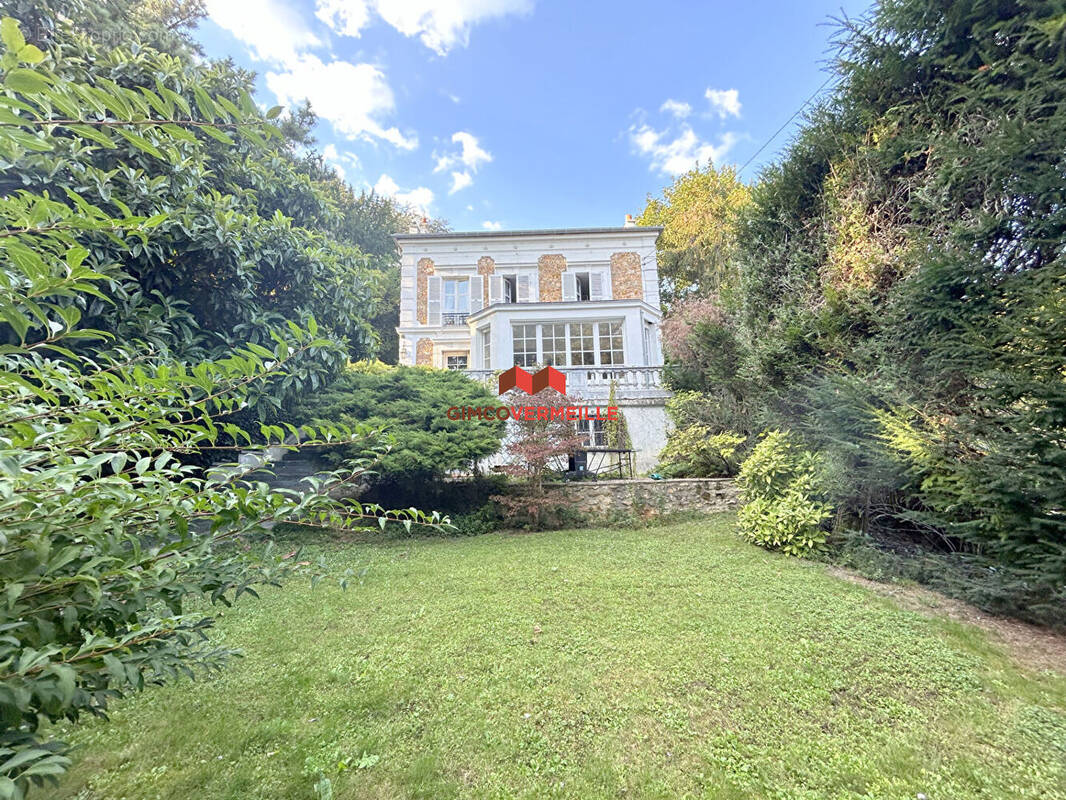 Maison à BOUGIVAL