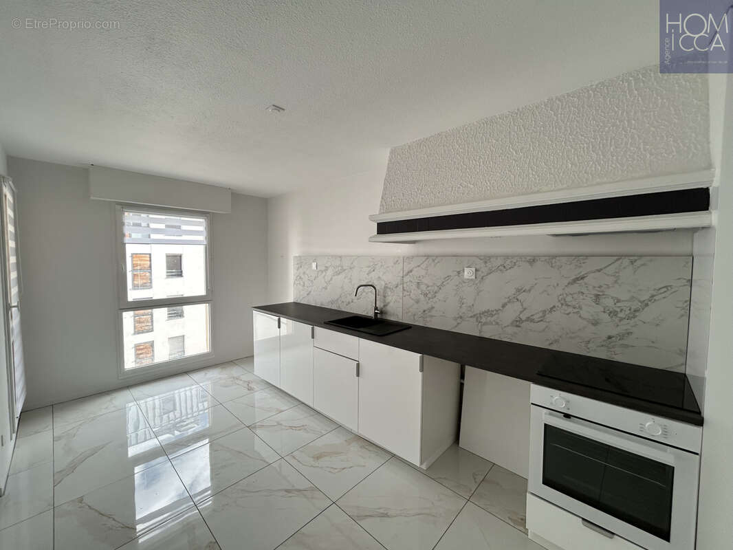 Appartement à LYON-9E