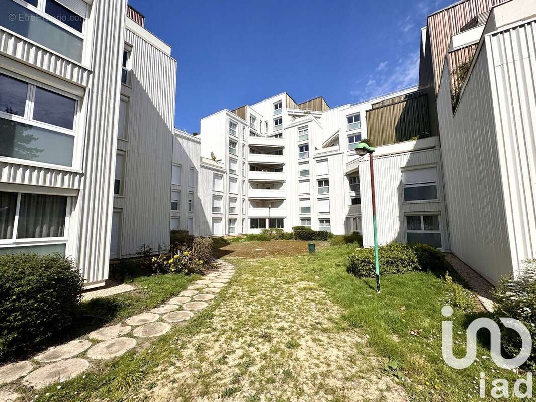 Photo 2 - Appartement à LE PETIT-QUEVILLY