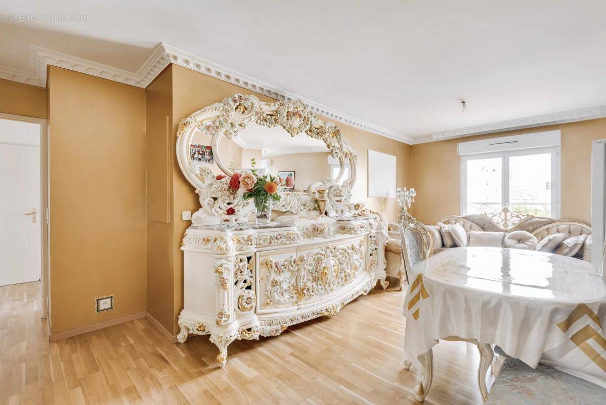 Appartement à EPINAY-SUR-SEINE