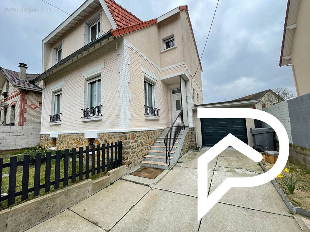 Maison à ABLON-SUR-SEINE