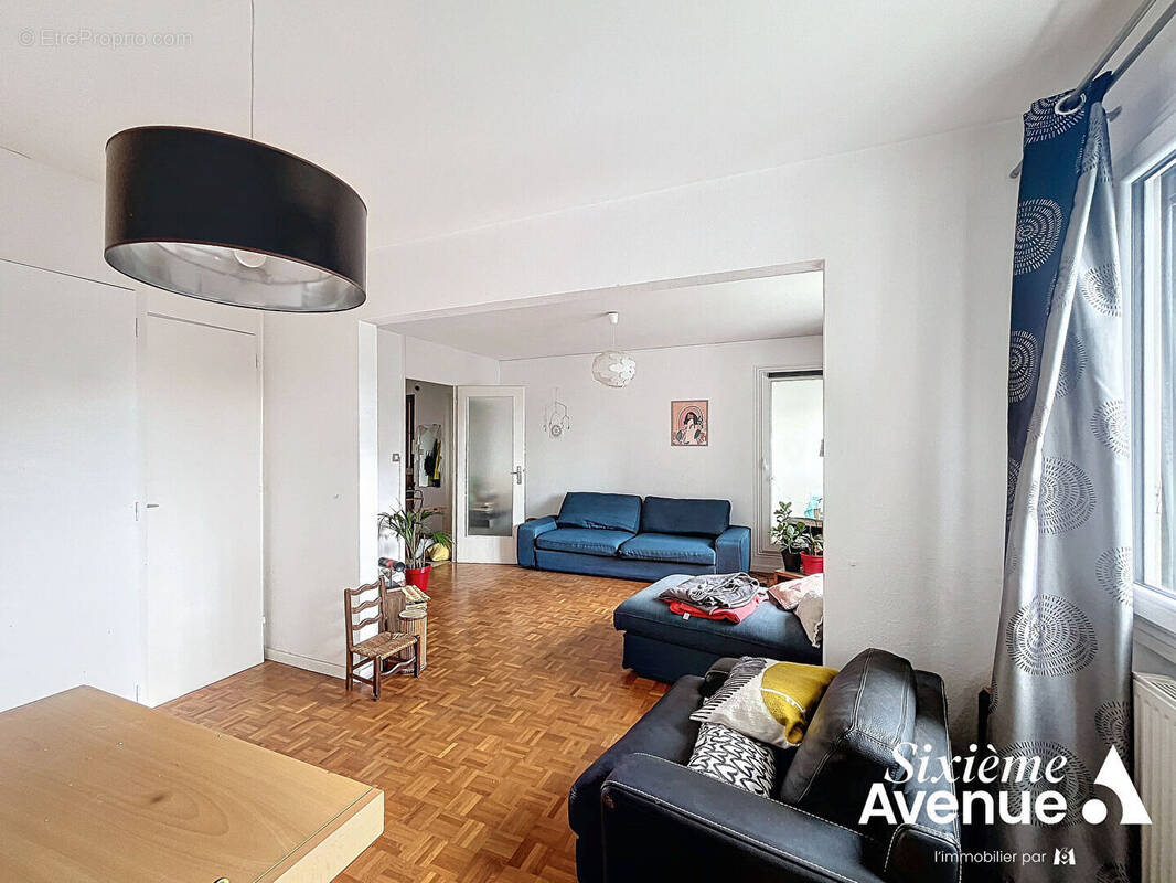 Appartement à LYON-8E