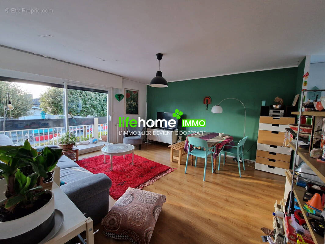 Appartement à RAMONVILLE-SAINT-AGNE