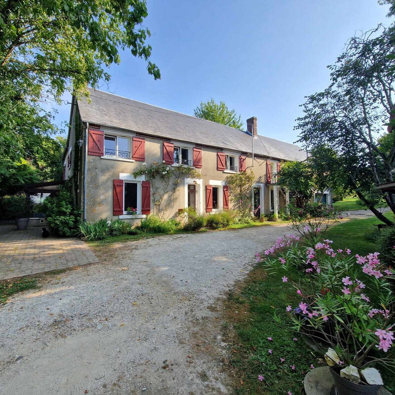 Maison à MENETOU-RATEL