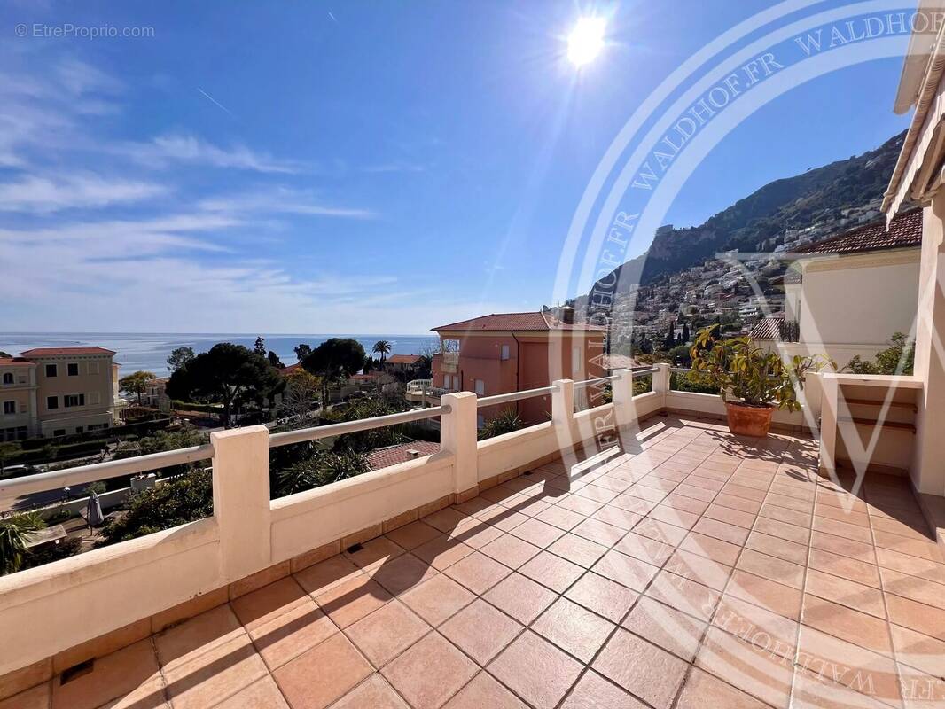 Appartement à ROQUEBRUNE-CAP-MARTIN