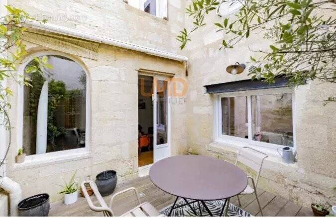 Appartement à BORDEAUX