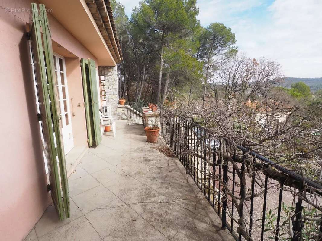 Maison à PIERREVERT