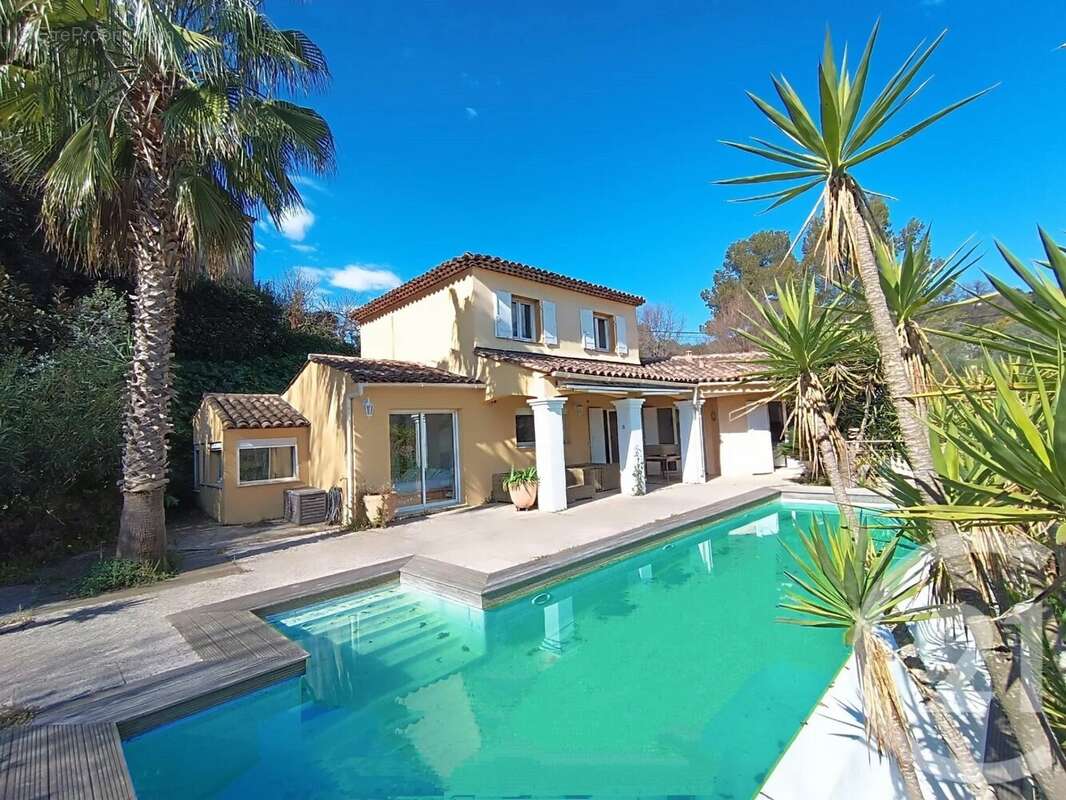Maison à BIOT
