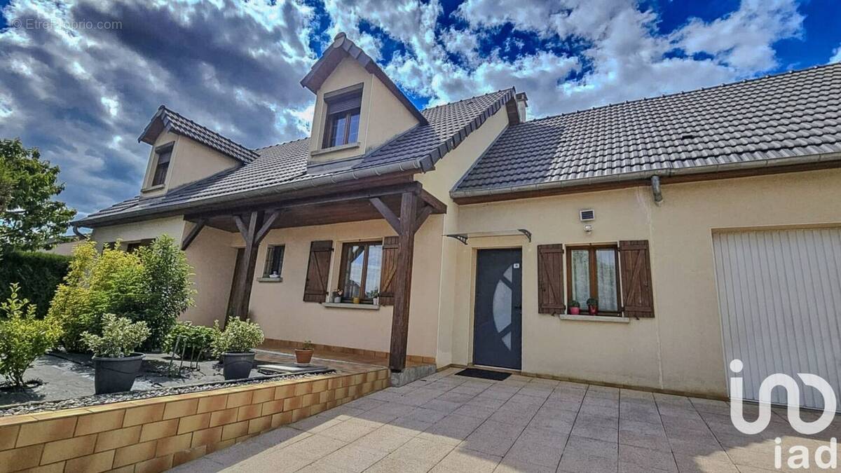 Photo 1 - Maison à LA FRANCHEVILLE