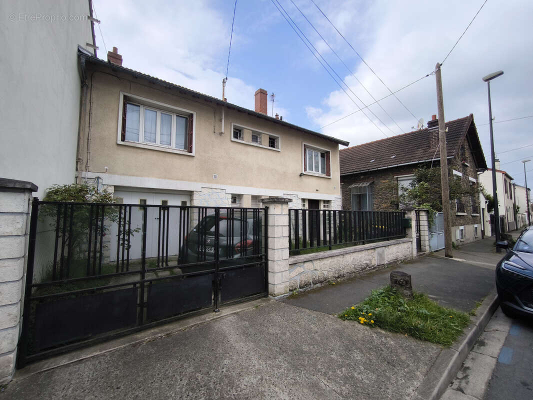 Maison à BOBIGNY