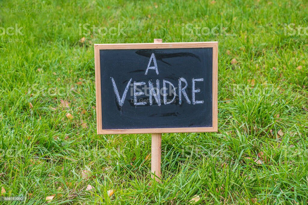 Terrain à GOUVIX