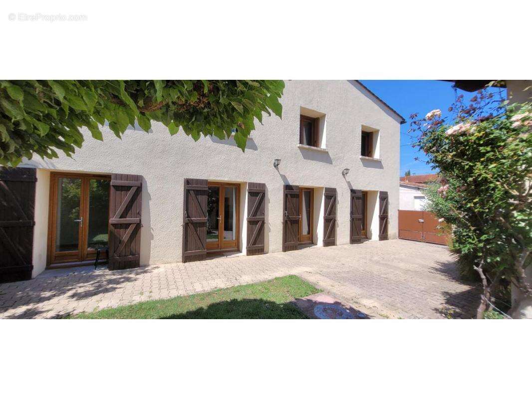 Maison à CASTELNAU-DE-MEDOC