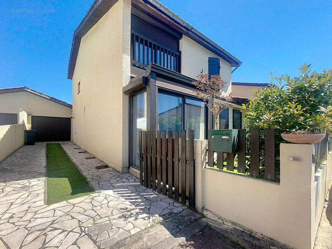 Maison à MERIGNAC