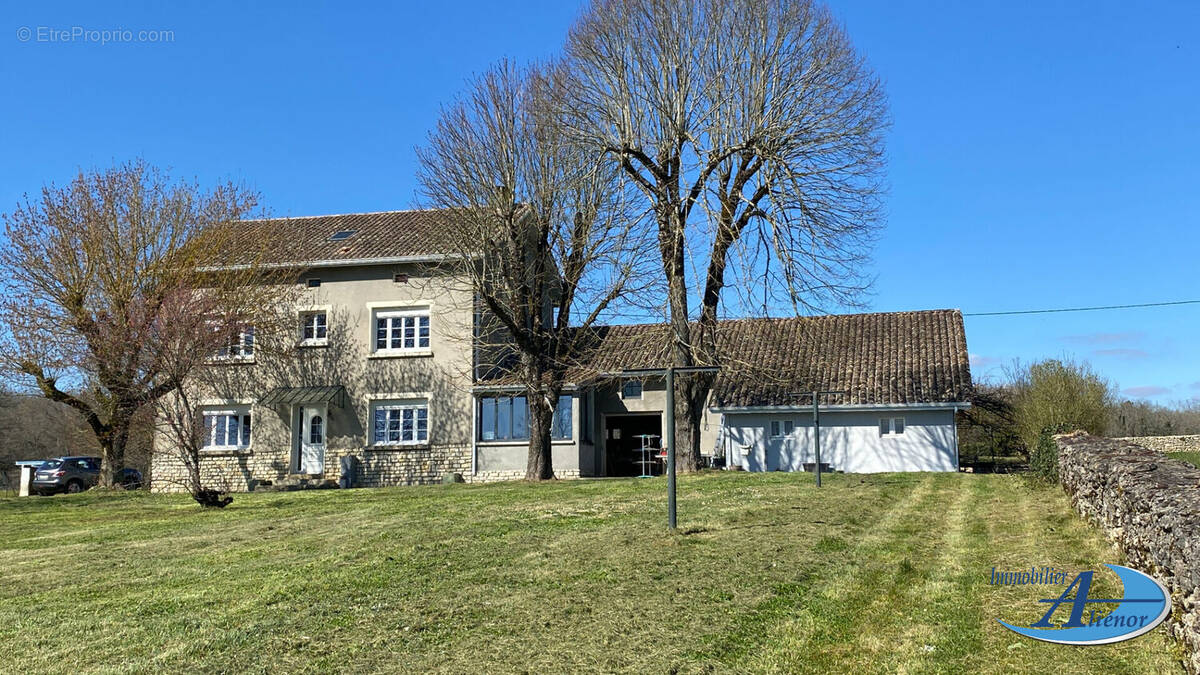 Maison à BRANTOME