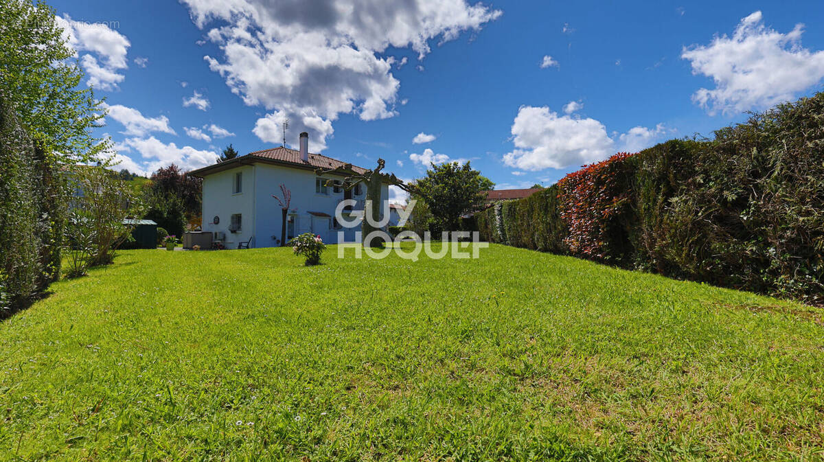 Appartement à CAMBO-LES-BAINS