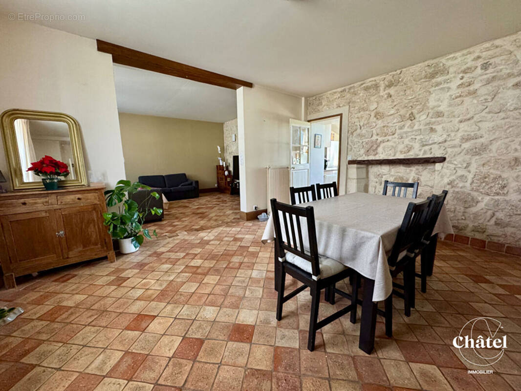 Maison à SENLIS