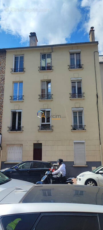 Façade immeuble - Appartement à ISSY-LES-MOULINEAUX