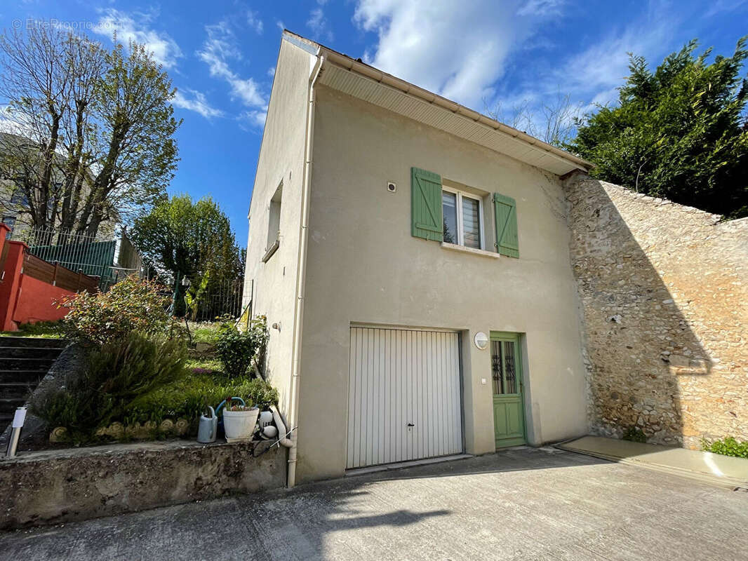 Maison à ETAMPES