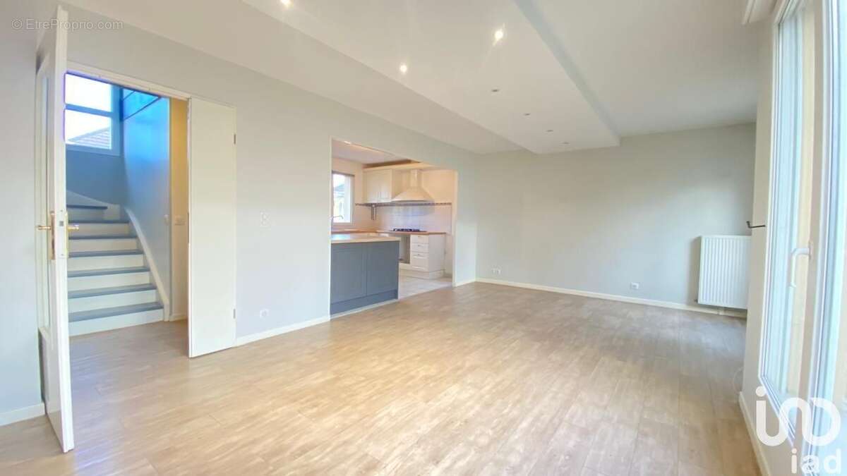 Photo 4 - Appartement à ELANCOURT