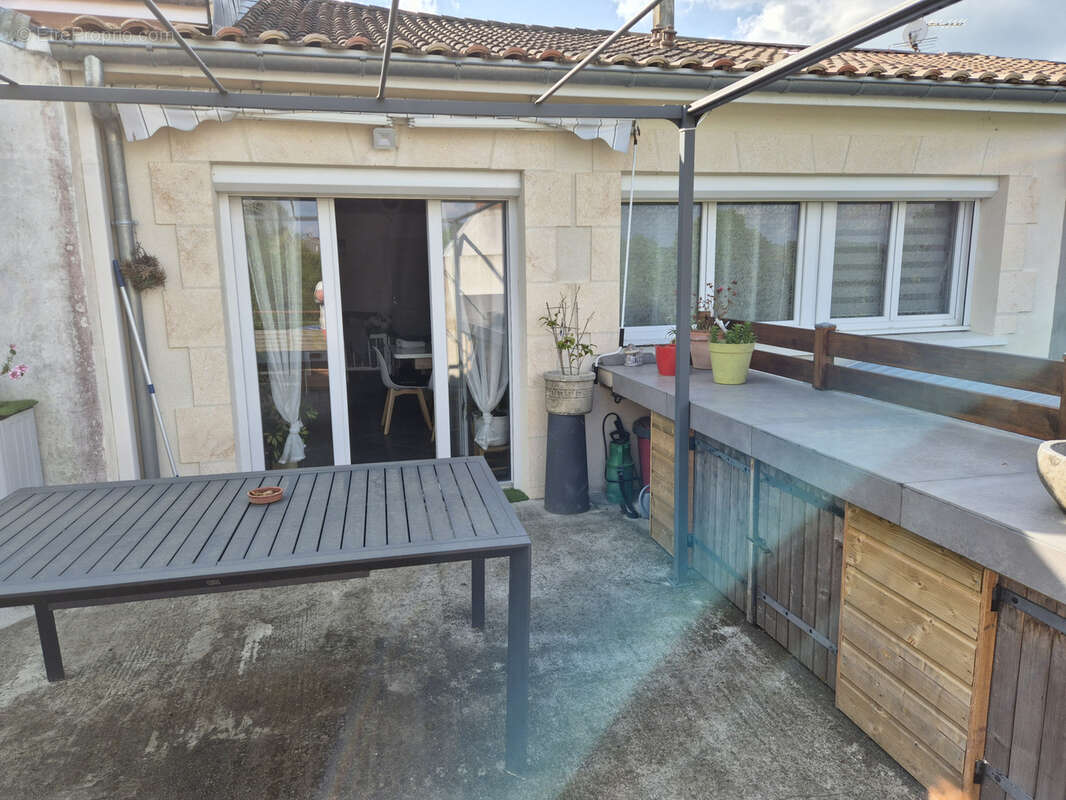 Maison à LA SAUVE