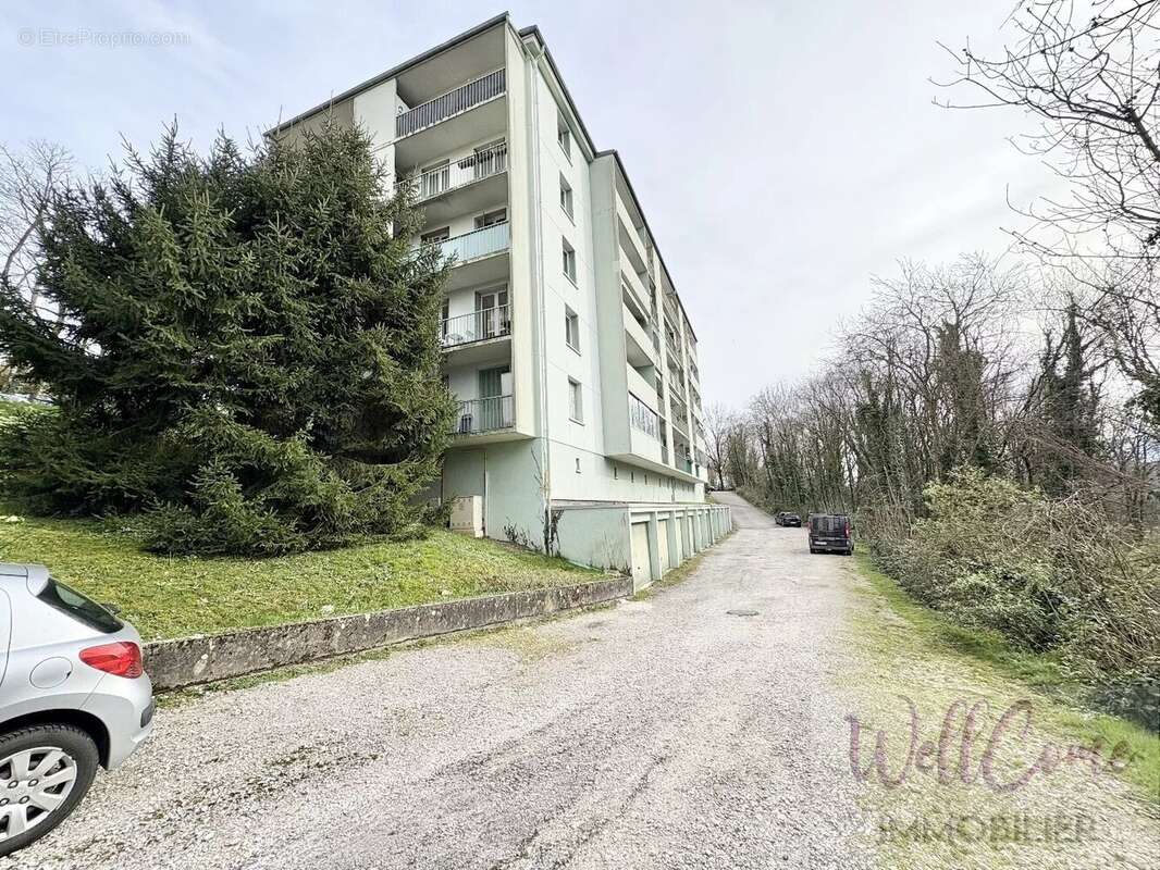 Appartement à AIX-LES-BAINS