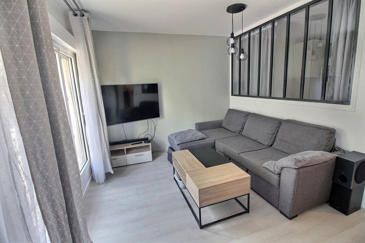 Appartement à SURESNES