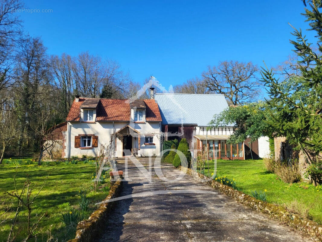 Maison à ARROU