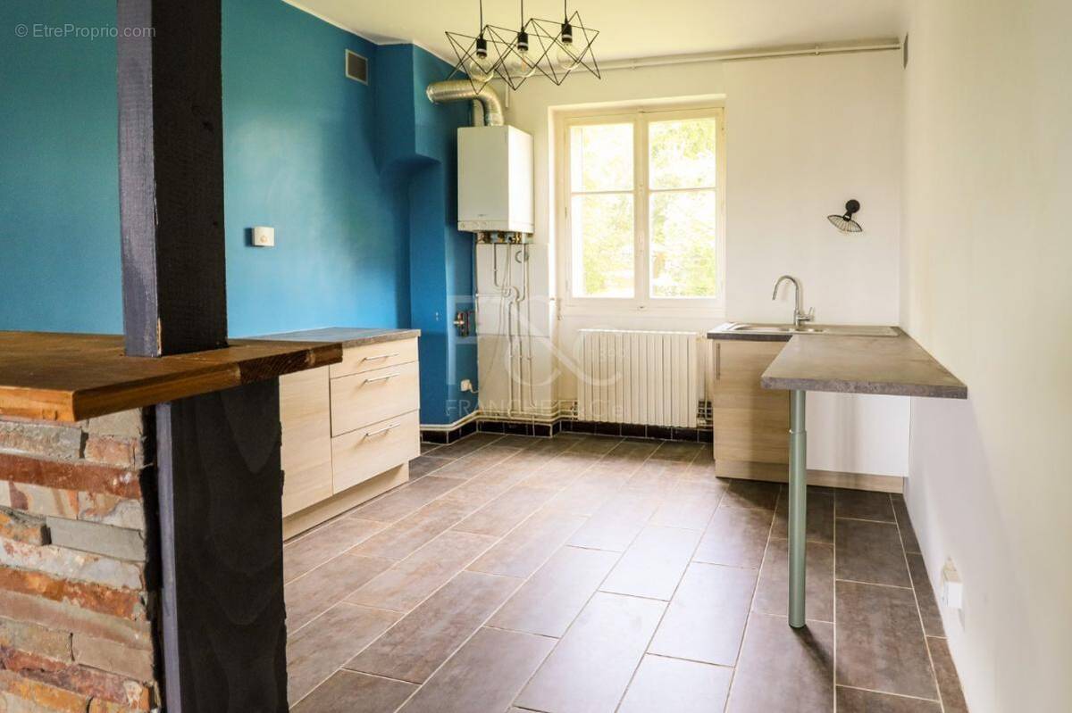 Appartement à LYON-9E