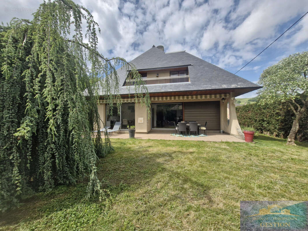 Maison à LOURDES