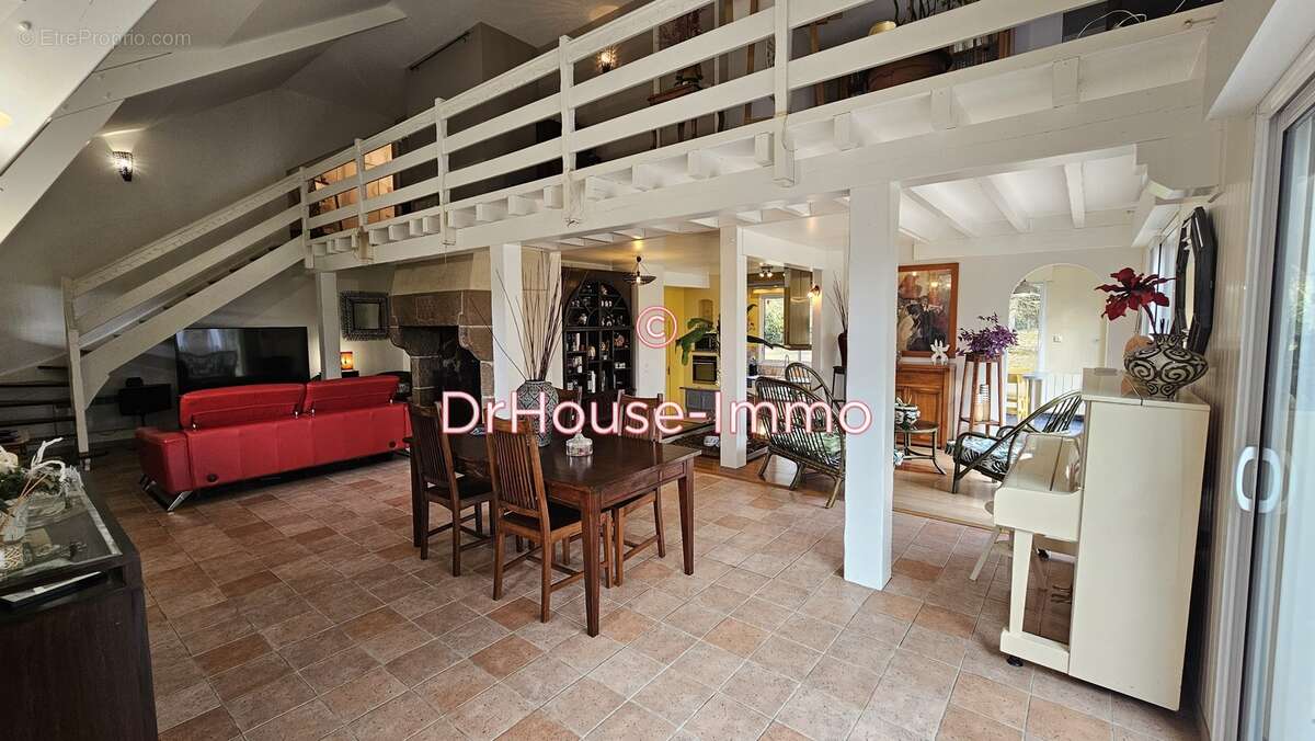 Maison à GUECELARD