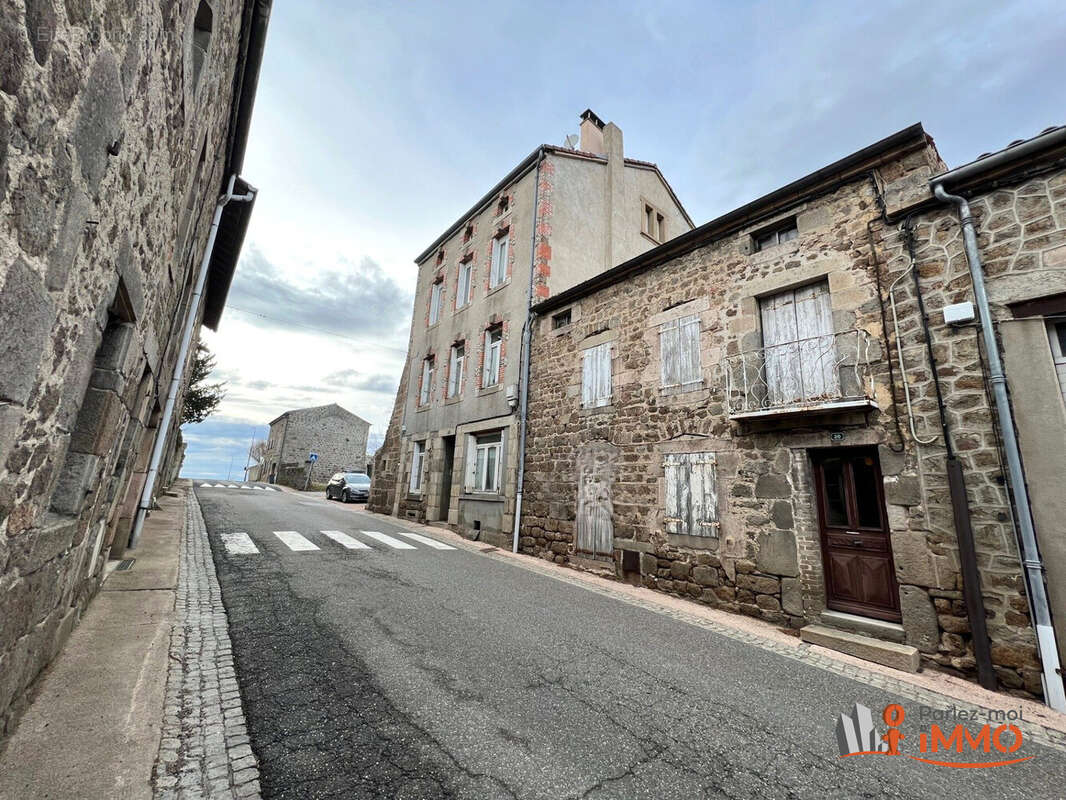Appartement à MONTFAUCON-EN-VELAY