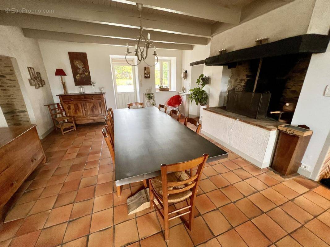 Maison à BASSE-GOULAINE