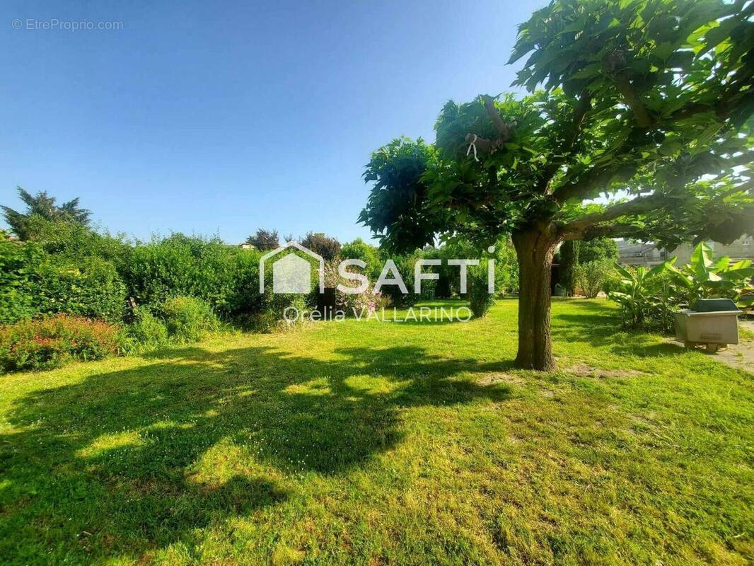 Photo 1 - Maison à CASTILLON-LA-BATAILLE