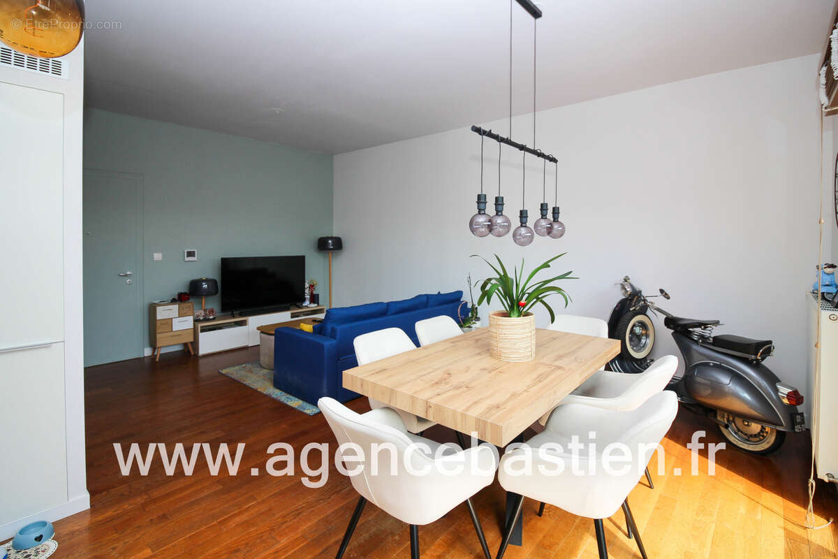 Appartement à DIVONNE-LES-BAINS