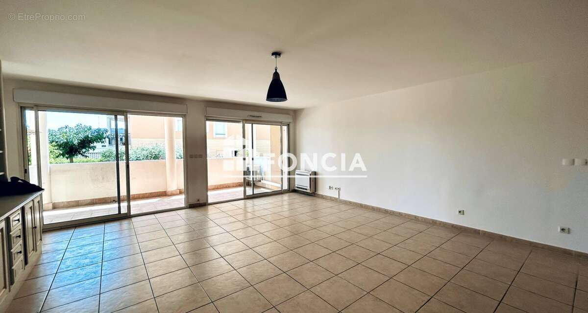 Appartement à HYERES
