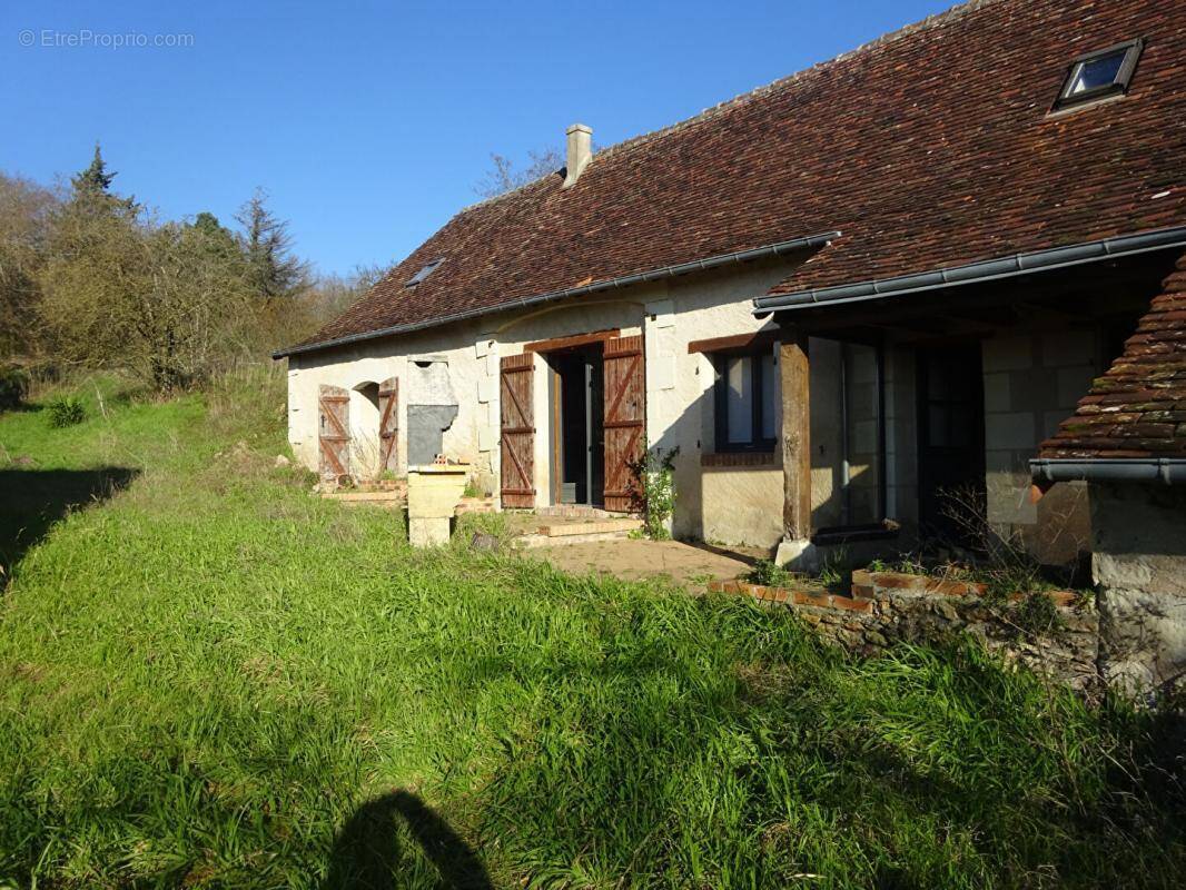 Maison à YZEURES-SUR-CREUSE