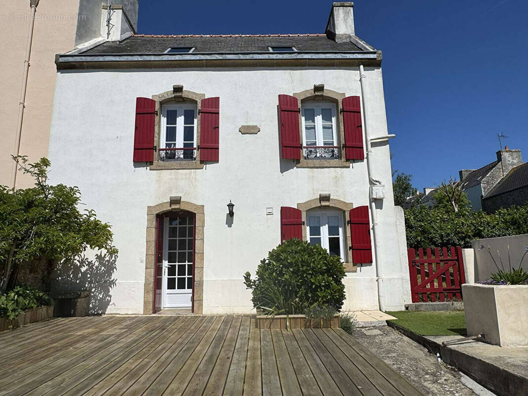 Maison à AUDIERNE